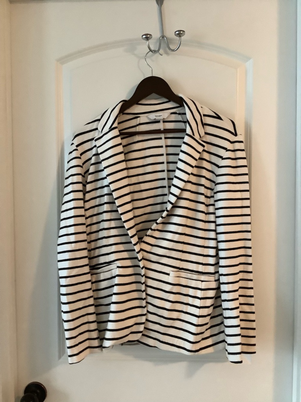 Old Navy Black & White Striped Knit Blazer